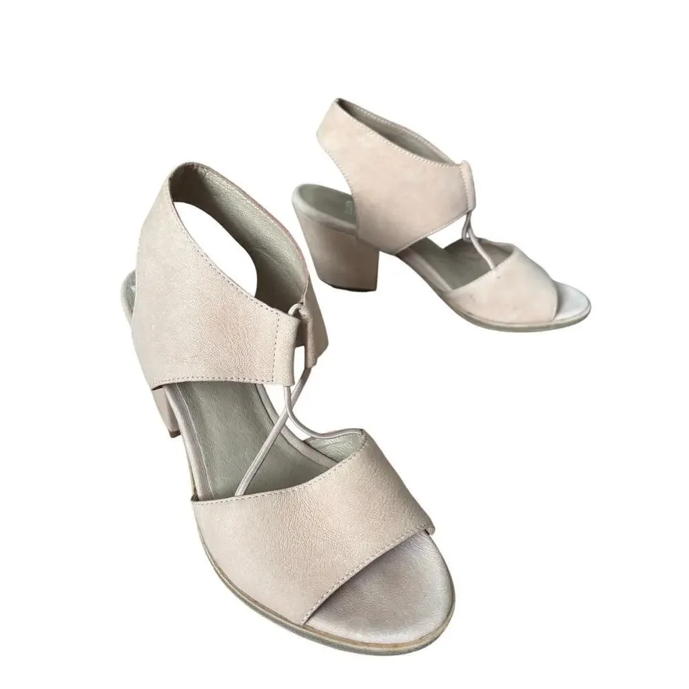 Eileen Fisher Doe tumbled nubuck sandal sz 8
